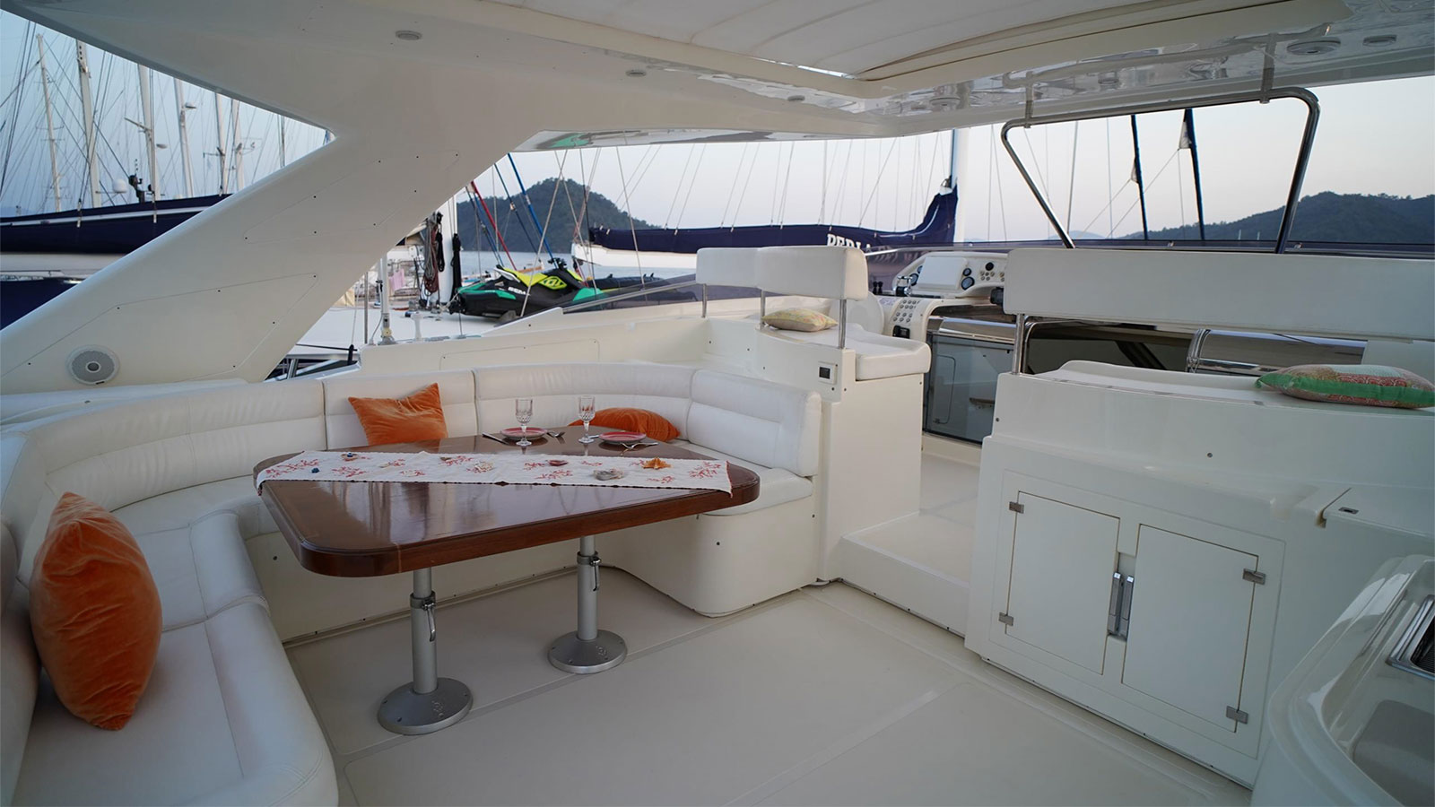2007 Ferretti Funda D à louer (photo 20)