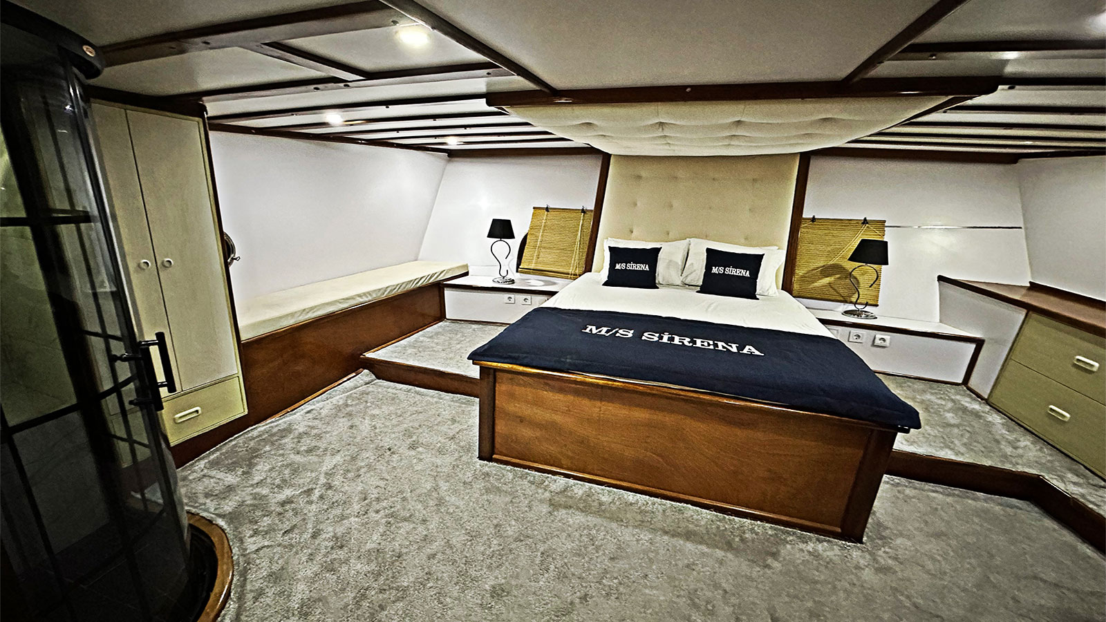 2009 Custom Built Sirena na czarter (photo 7)
