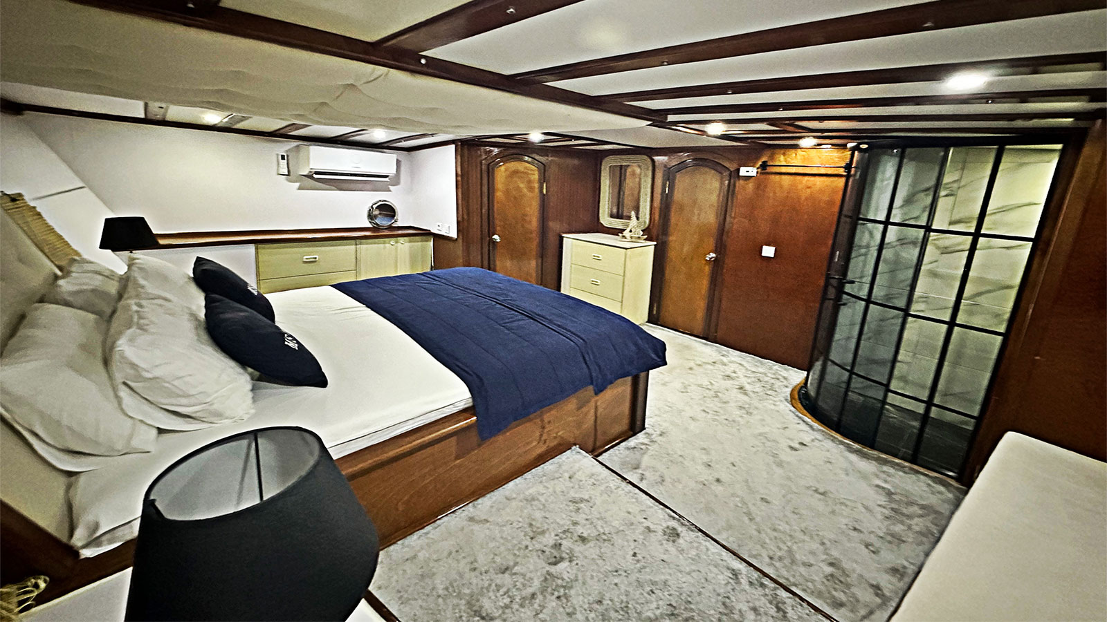 2009 Custom Built Sirena na czarter (photo 10)