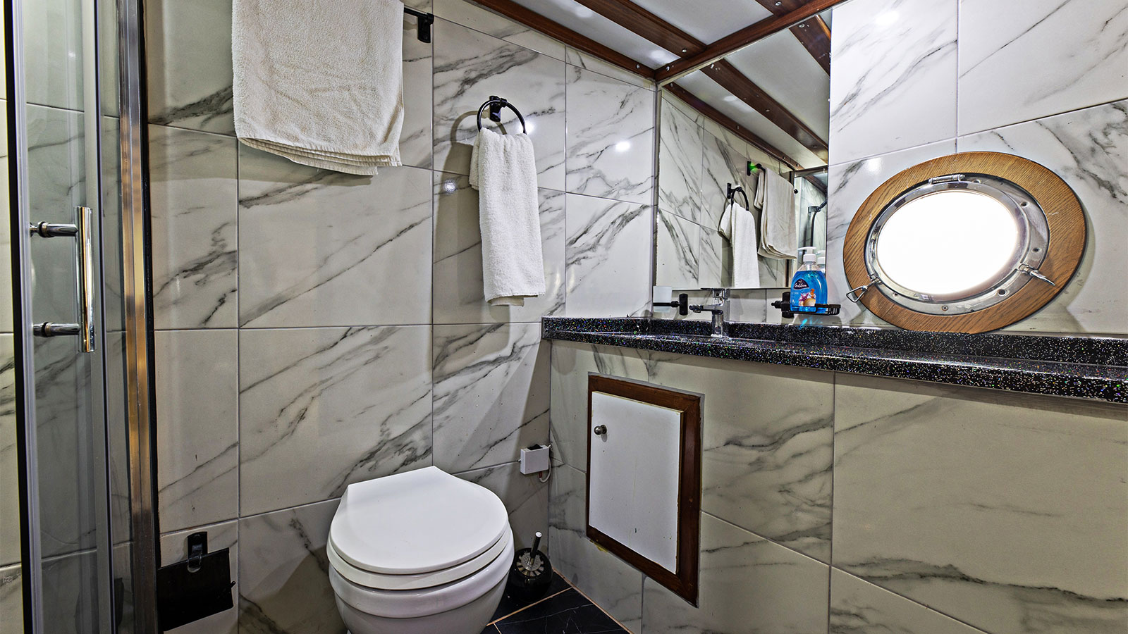 2009 Custom Built Sirena na czarter (photo 16)