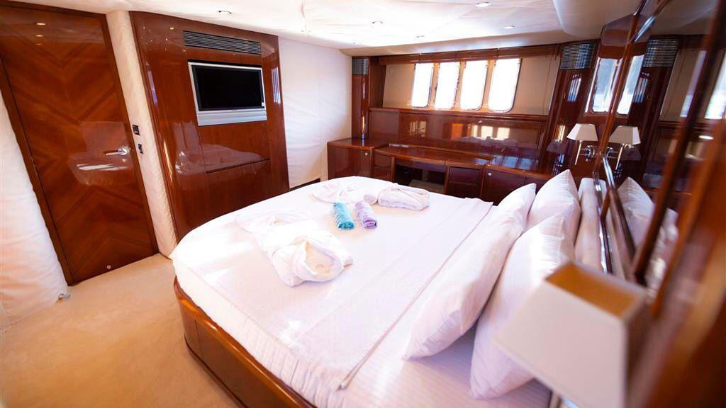 2007 Princess 21M for charter (photo 6)