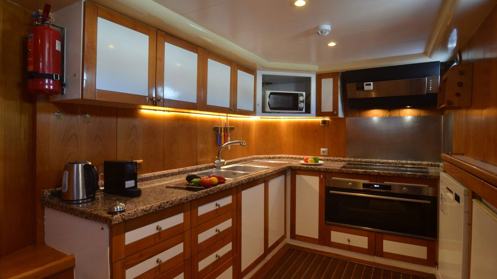 2006 Custom Built Aegean Schatz na czarter (photo 13)
