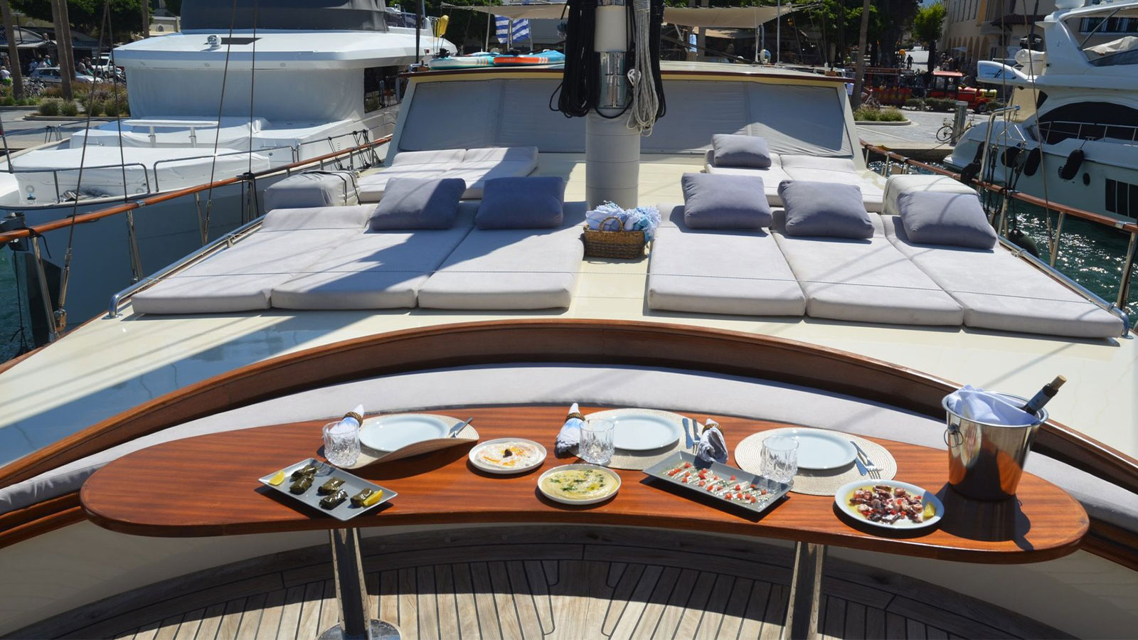 2006 Custom Built Aegean Schatz na czarter (photo 18)
