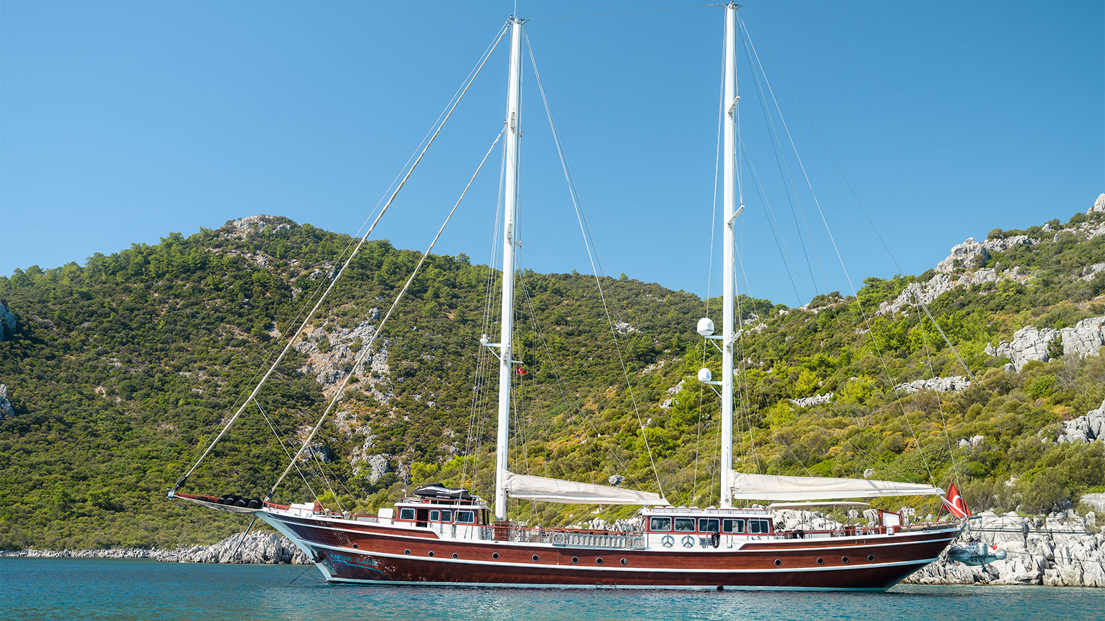 2004 Ozturhan Yachting Kaptan Kadir à louer (photo 6)