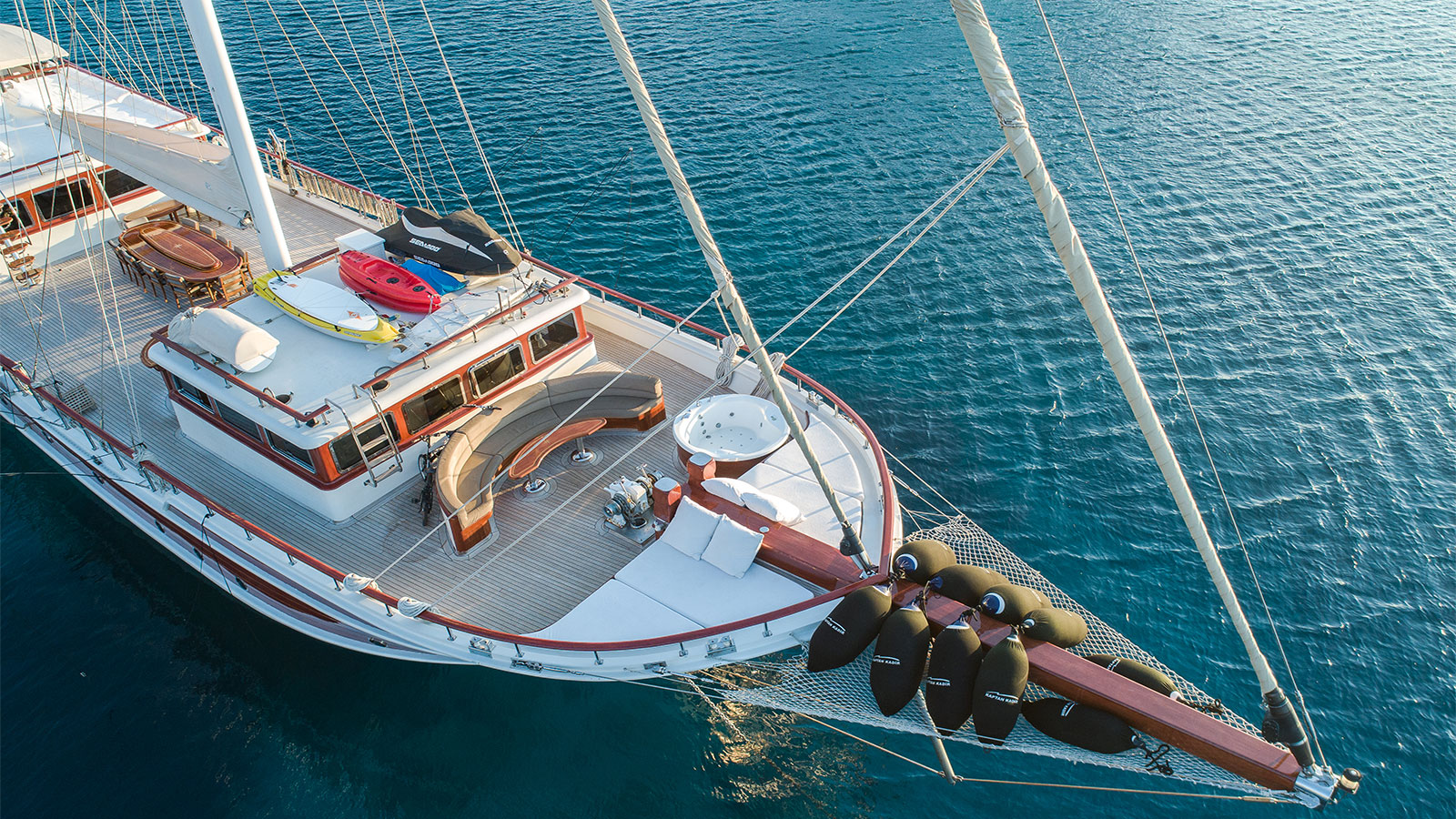 2004 Ozturhan Yachting Kaptan Kadir à louer (photo 22)