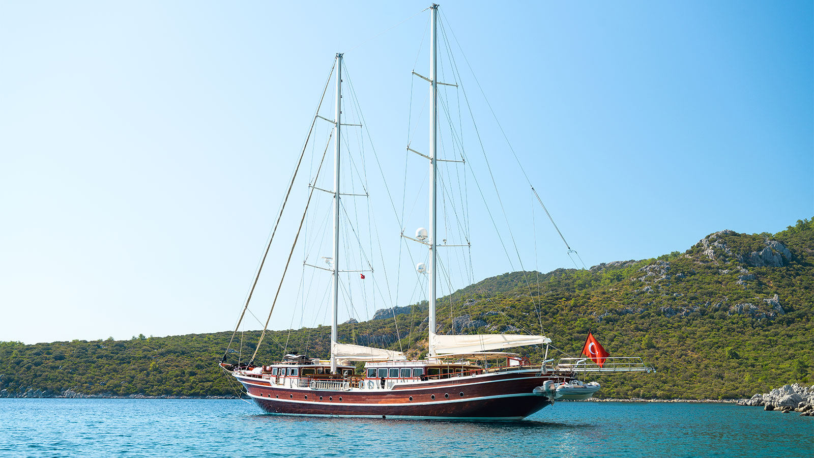2004 Ozturhan Yachting Kaptan Kadir à louer (photo 32)