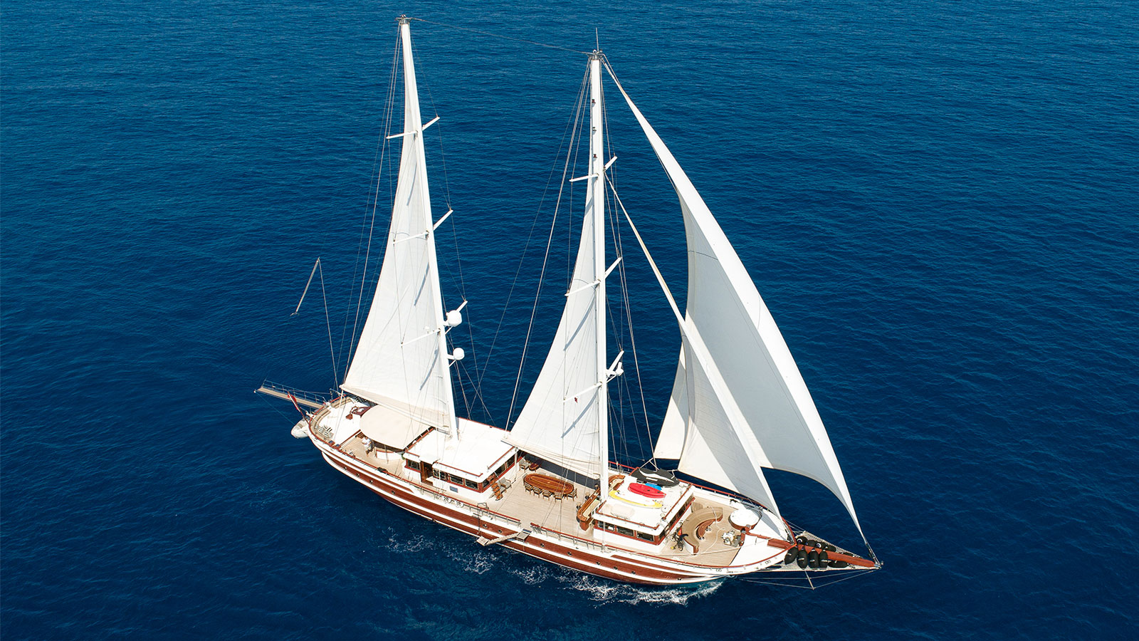 2004 Ozturhan Yachting Kaptan Kadir à louer (photo 33)