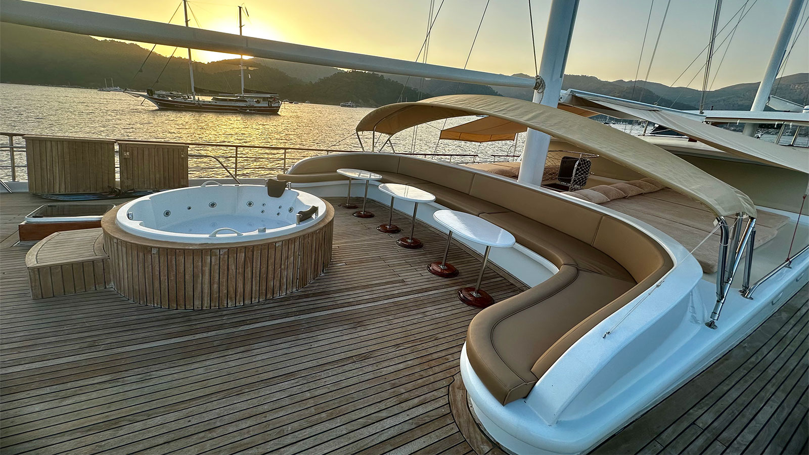 2023 Custom Built Kocaoglan 1 zu chartern (photo 20)