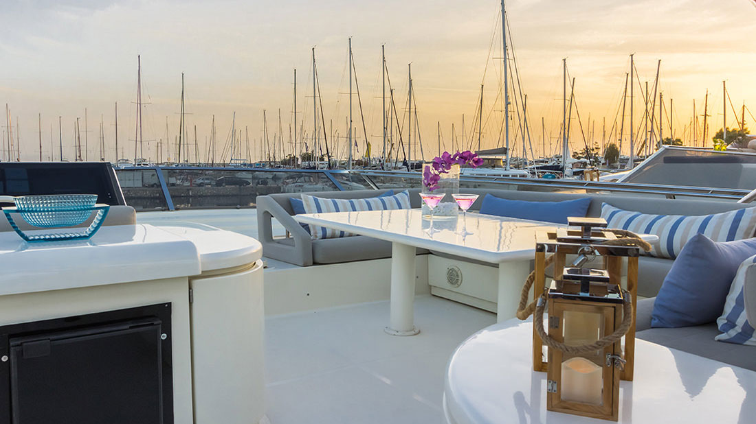 2000 Ferretti 225 en alquiler (photo 16)