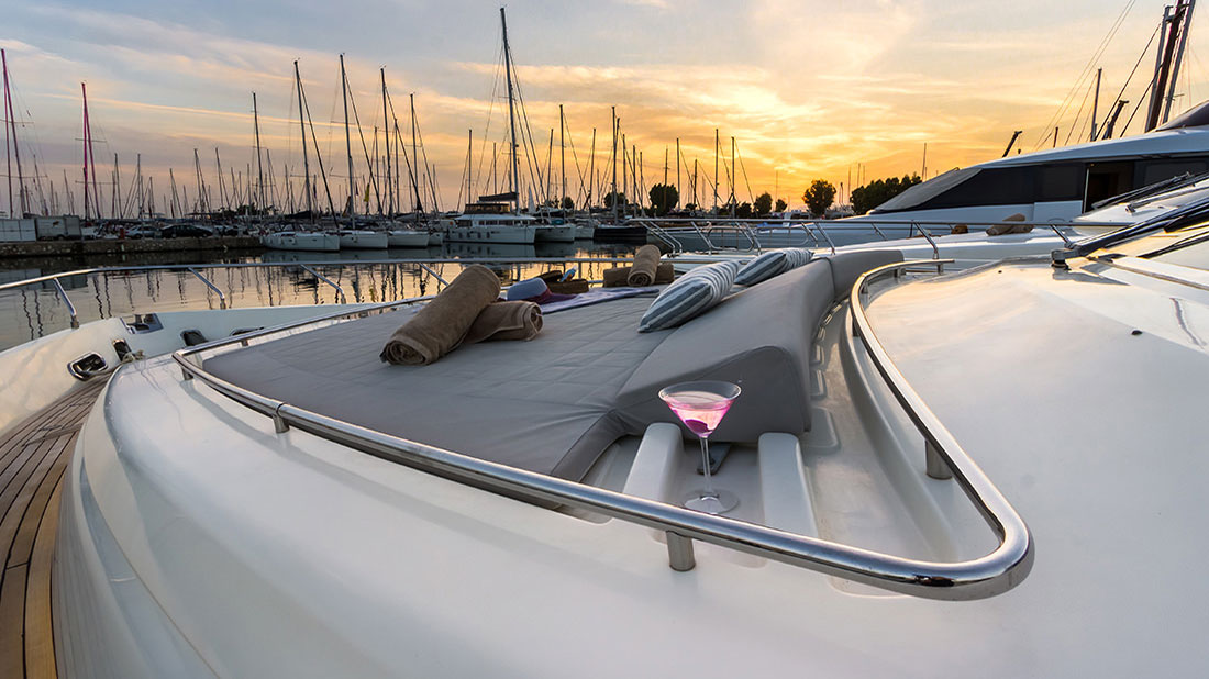 2000 Ferretti 225 en alquiler (photo 18)
