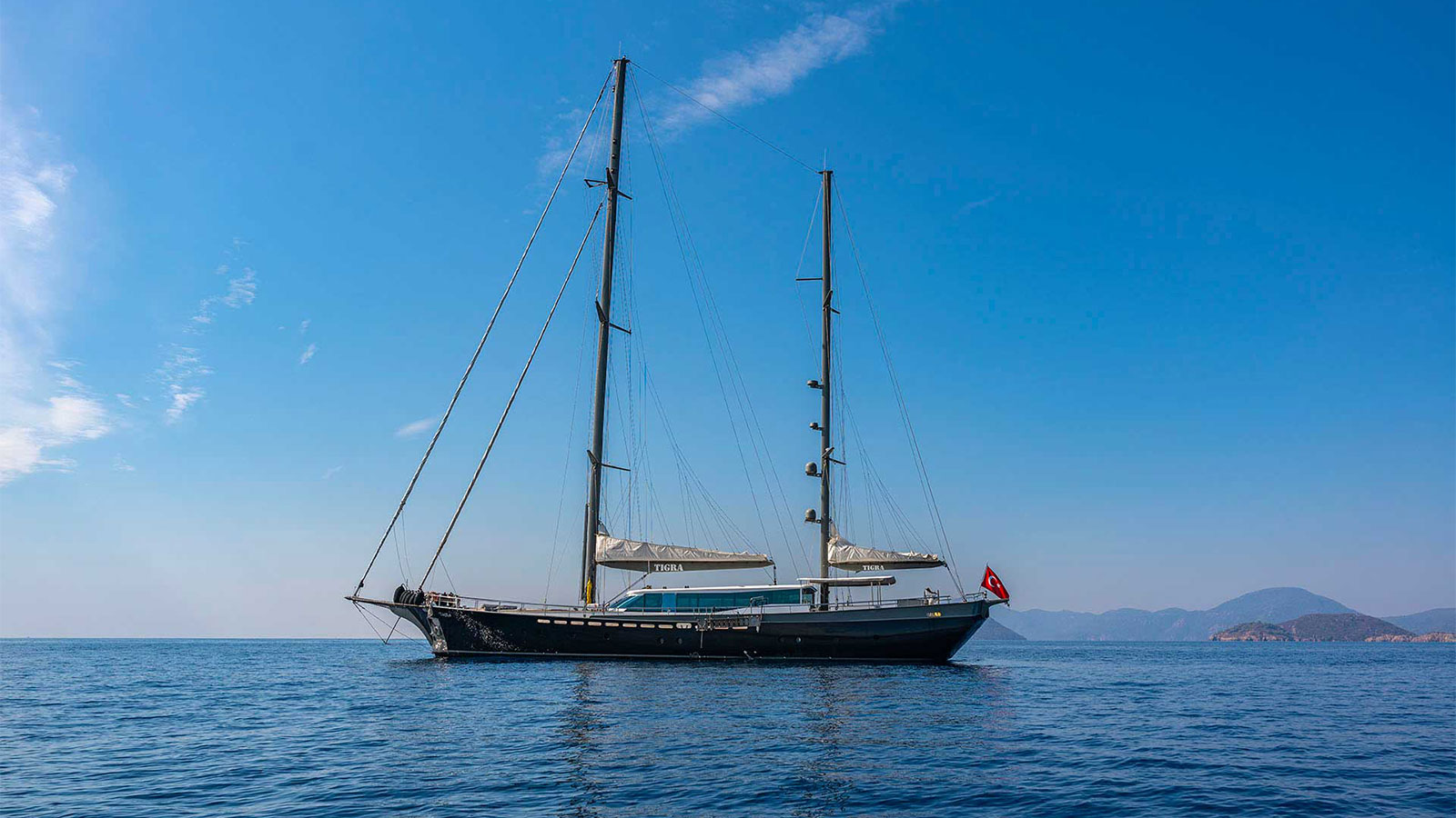 2008 Mastori Yachts Tigra for charter (photo 23)