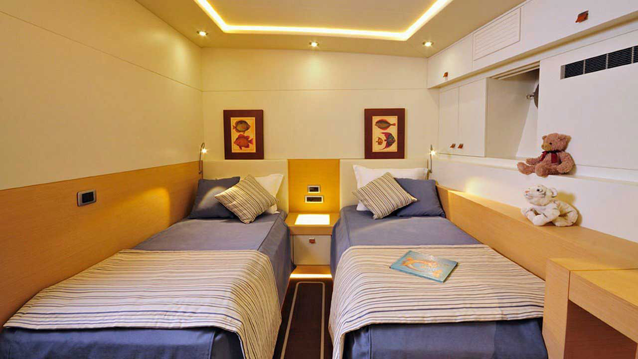 2010 Yasemin Yachts Tuyika S na czarter (photo 6)