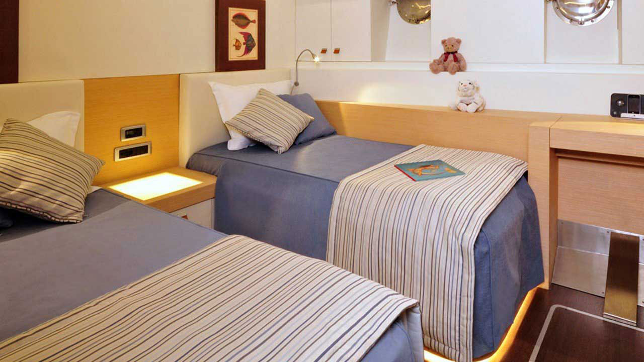 2010 Yasemin Yachts Tuyika S na czarter (photo 7)