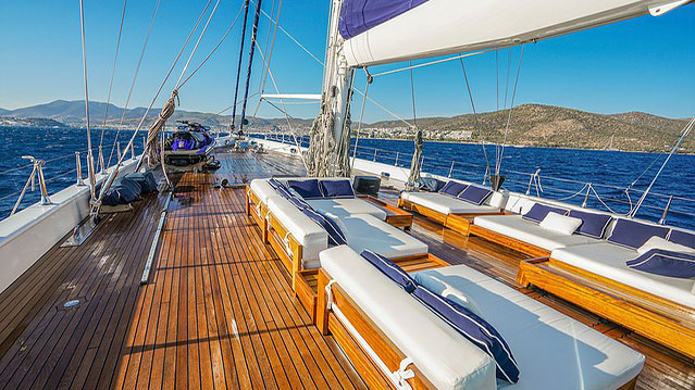 2010 Yasemin Yachts Tuyika S na czarter (photo 16)