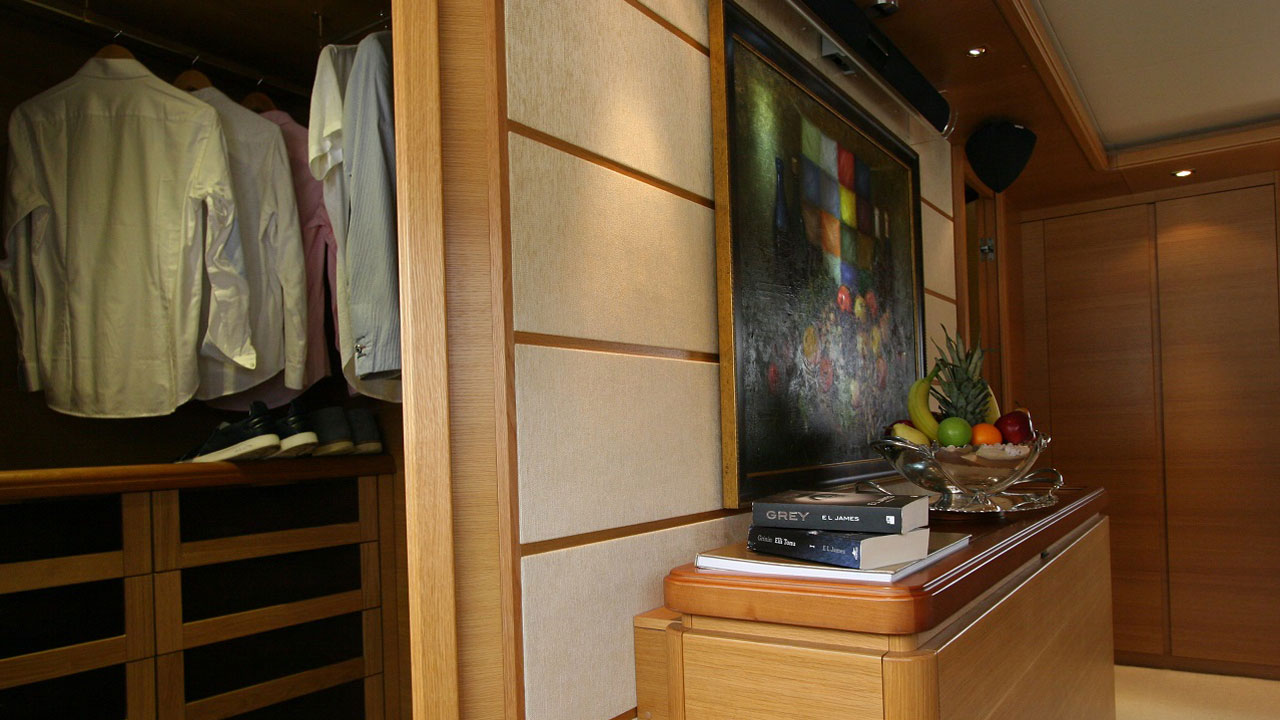 2006 Ferretti Pareakki à louer (photo 10)