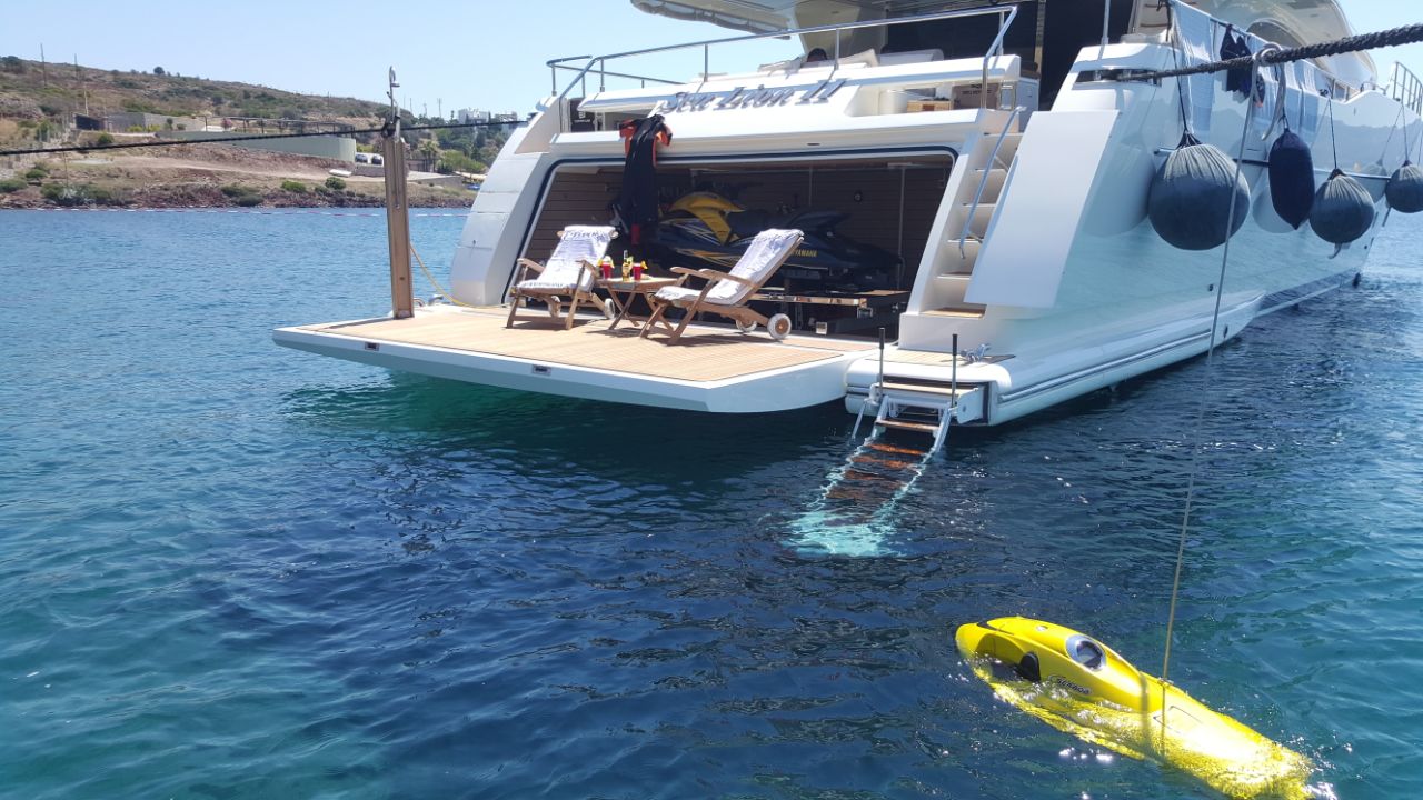 2006 Ferretti Pareakki à louer (photo 16)