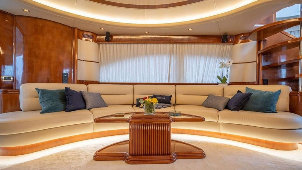 2002 Azimut 75 for charter (photo 4)