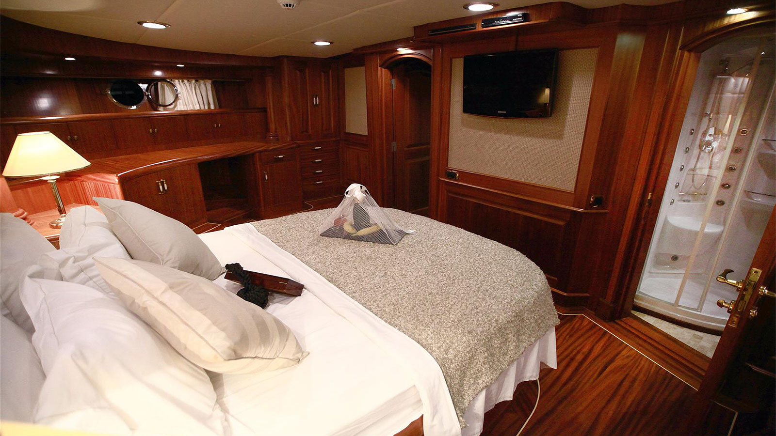 2002 Ozturhan Yachting Nurten A en alquiler (photo 9)