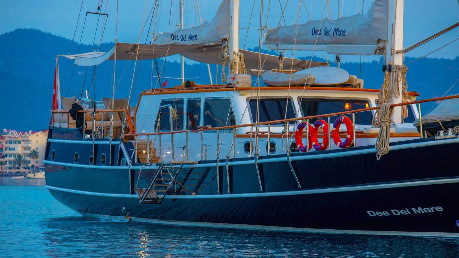 2009 Custom Built Dea Del Mare en alquiler (photo 21)