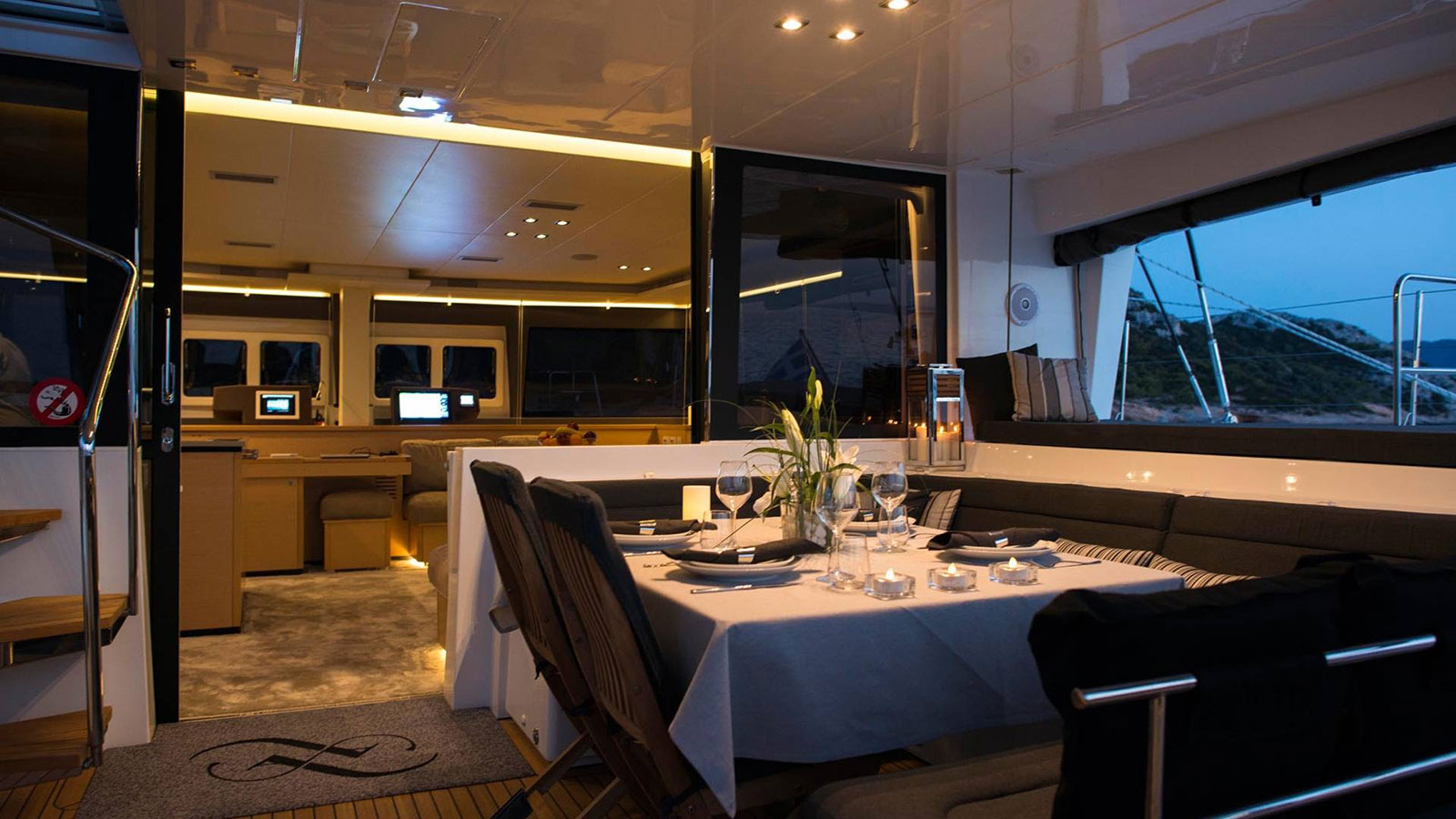 2016 Lagoon 560 for charter (photo 5)