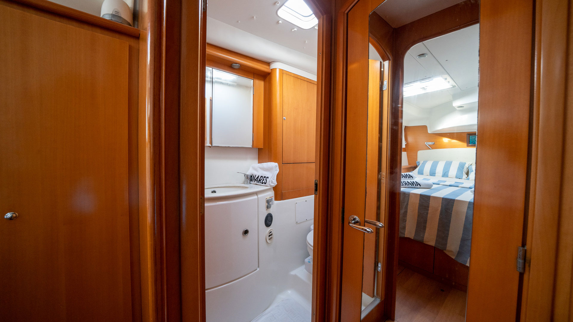 2005 Lagoon 440 para fretamento (photo 13)