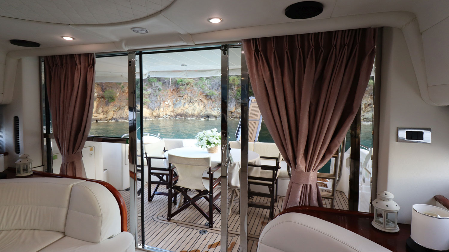 2000 Princess NateWhite for charter (photo 11)