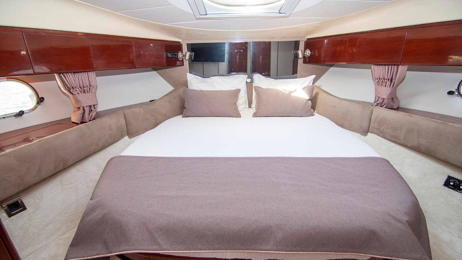 2000 Princess NateWhite for charter (photo 12)