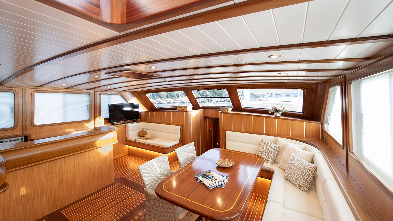 2022 Custom Built Gozdem The One for charter (photo 2)