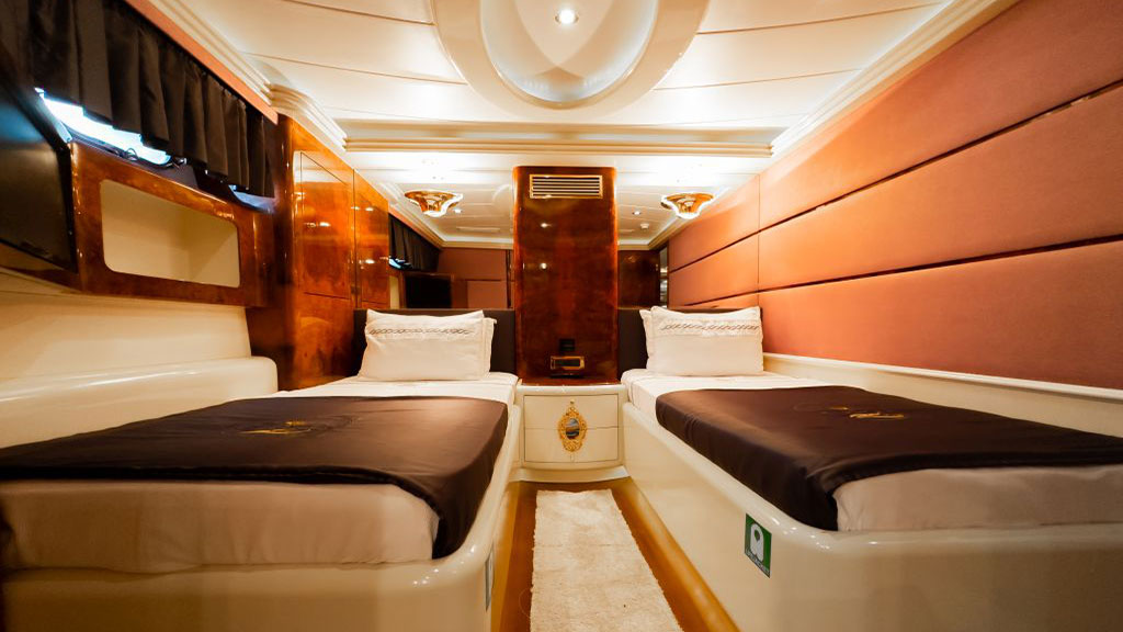 2002 Ses Yachts Crocus na czarter (photo 12)