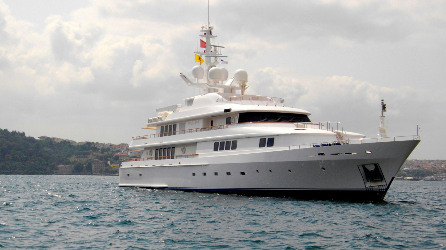 2000 Abeking & Rasmussen Vera zu chartern (photo 13)