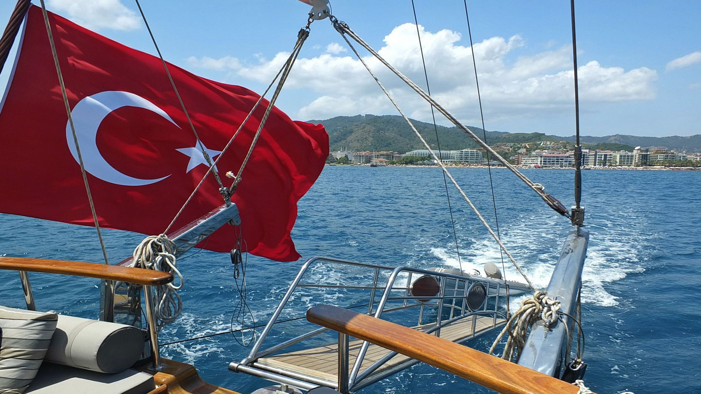 2014 Custom Built K. Mehmet Bugra a noleggio (photo 19)