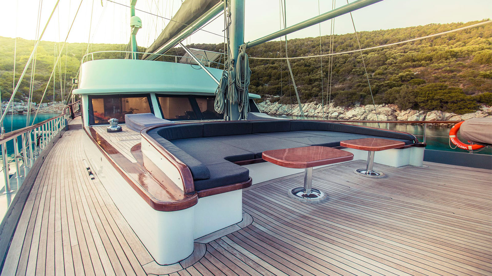 2017 Custom Built Virtuoso zu chartern (photo 19)