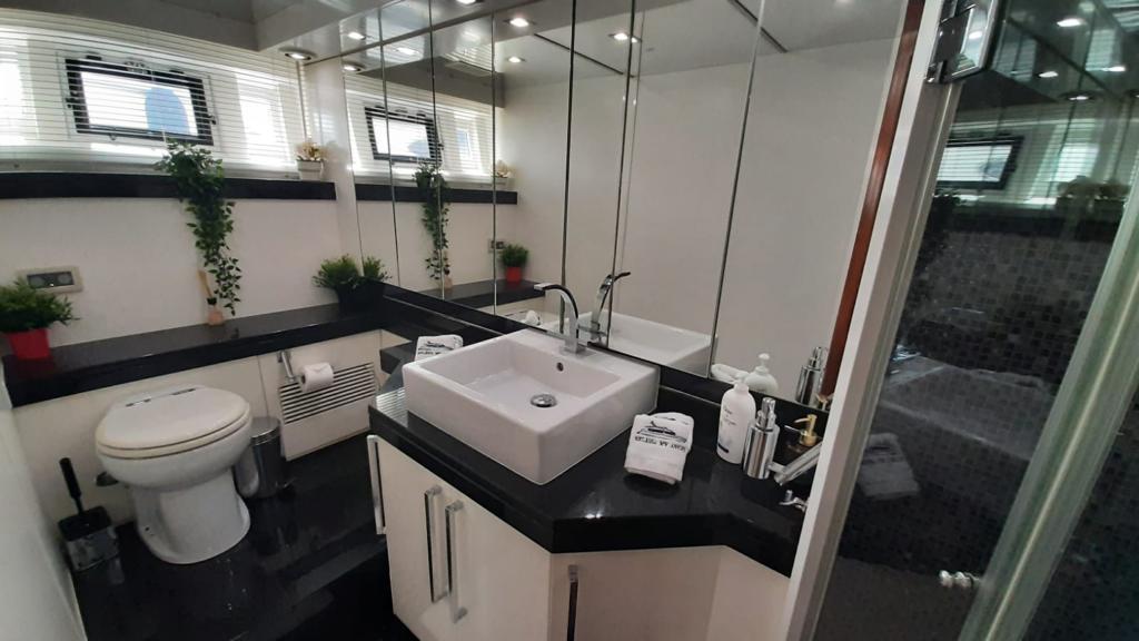 2009 Galeon 640 Fly zu chartern (photo 11)