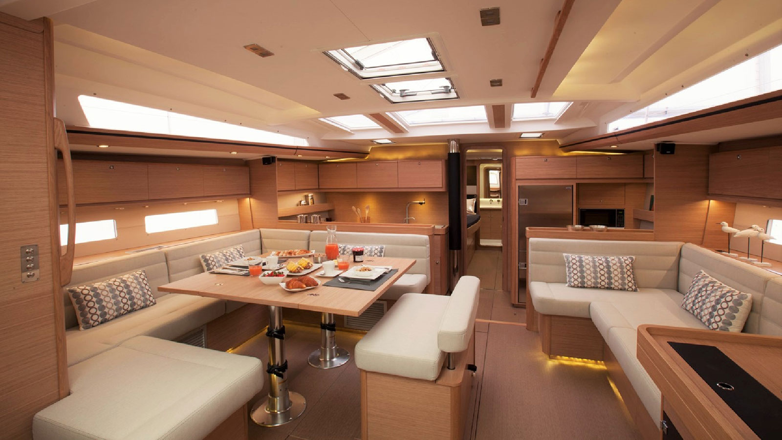 2014 Dufour 560 te huur (photo 3)