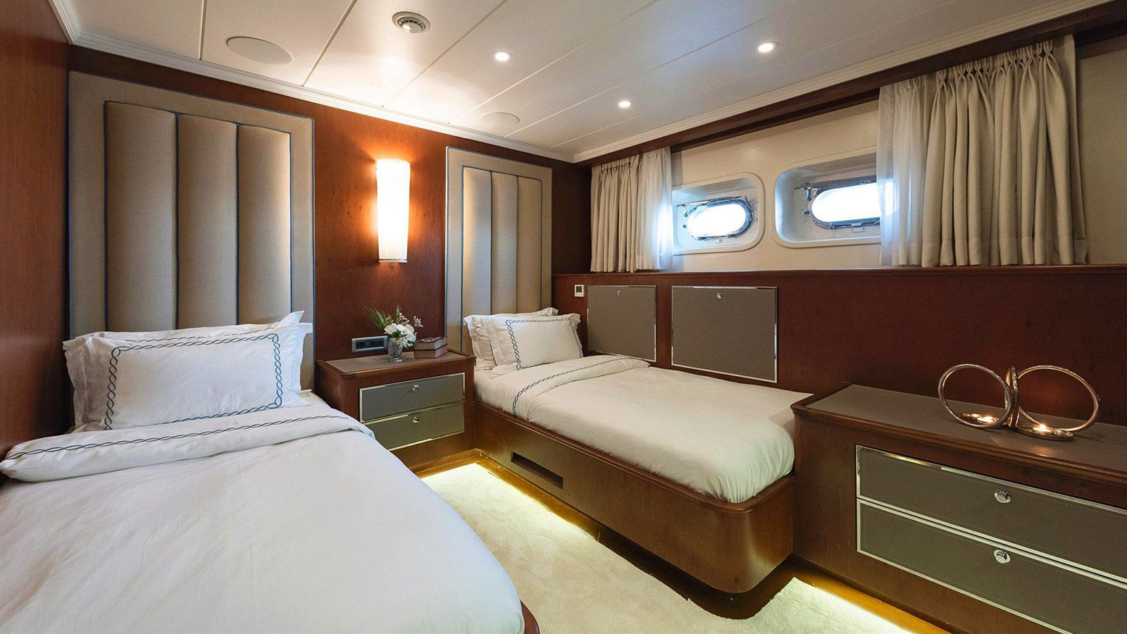 2010 Ürkmezler Yachts Ocean Breeze na czarter (photo 14)