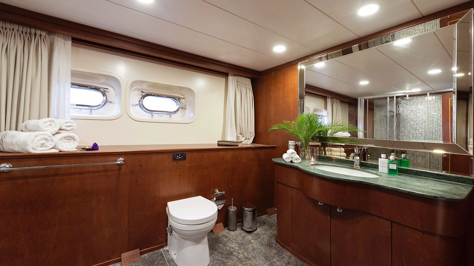 2010 Ürkmezler Yachts Ocean Breeze na czarter (photo 18)