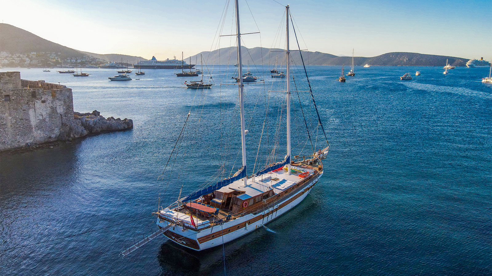 2000 Custom Built Halil Aga 5 for charter (photo 17)