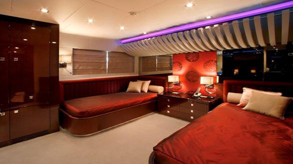 2009 AB Yachts My Toy for charter (photo 7)
