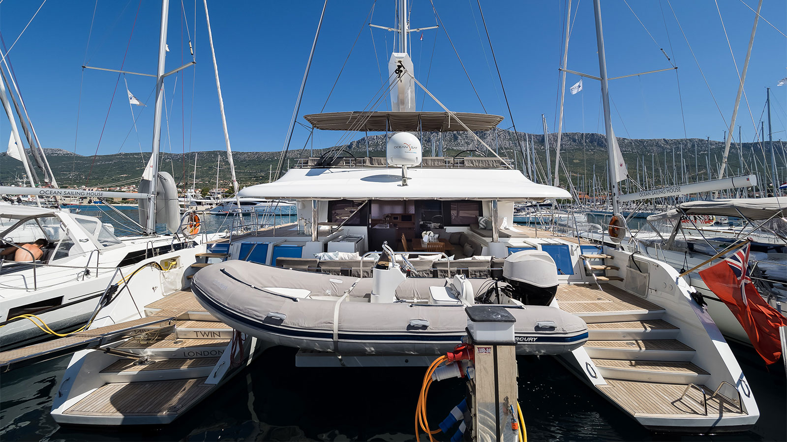 2015 Lagoon 620 te huur (photo 9)