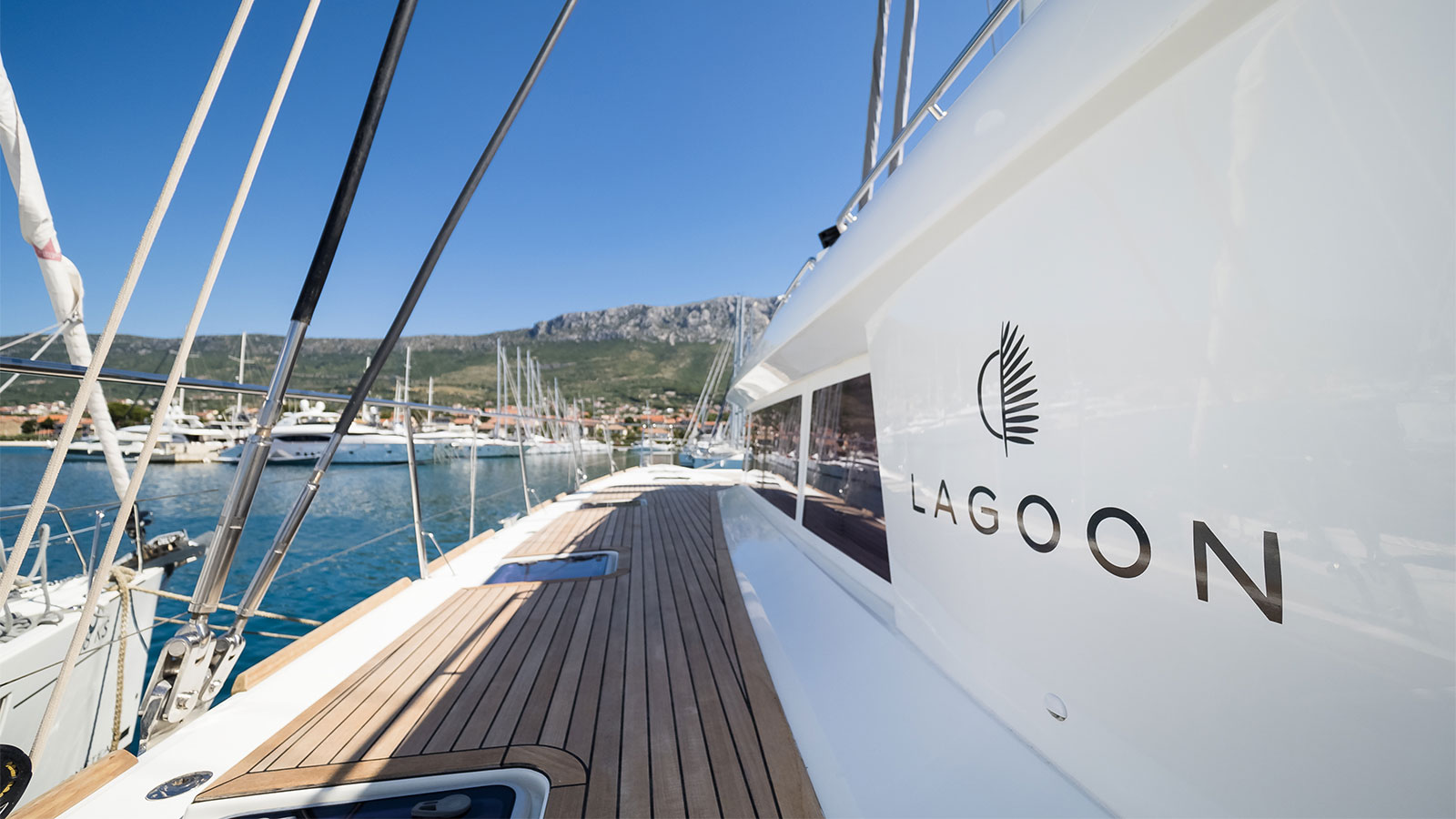 2015 Lagoon 620 te huur (photo 15)