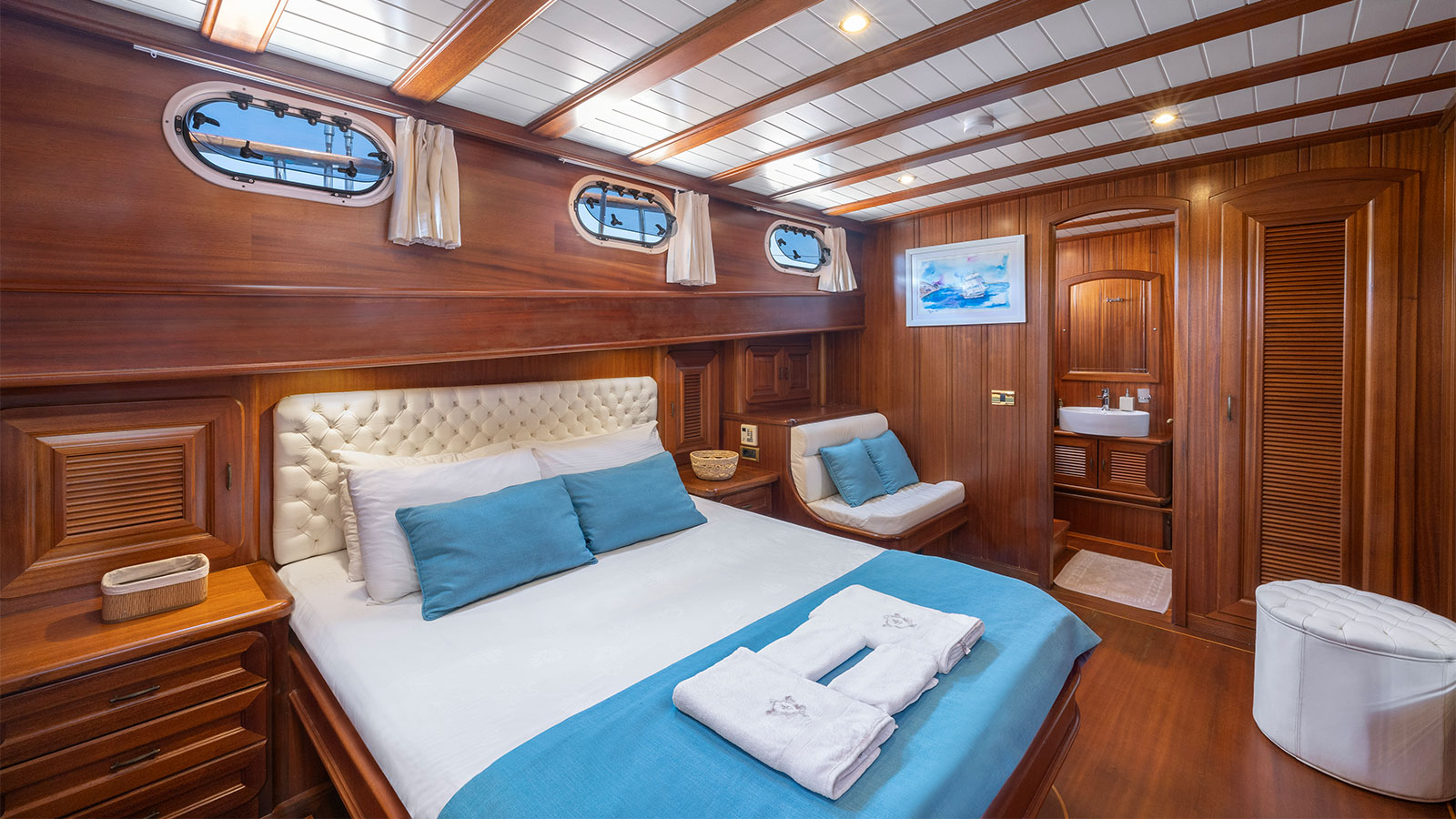 2009 Custom Built Lorient for charter (photo 21)