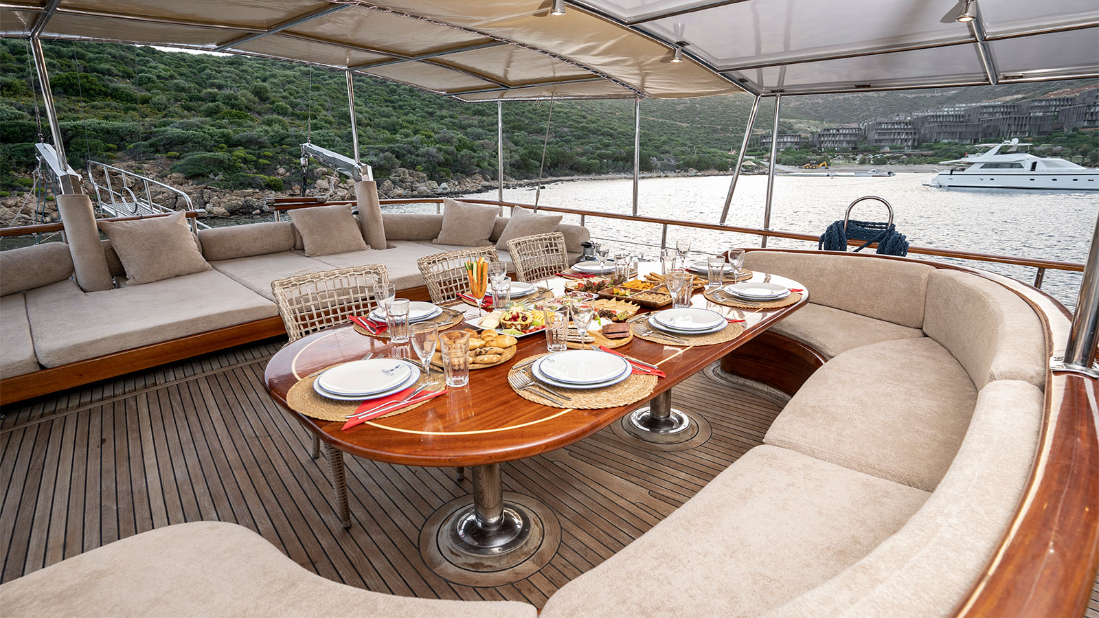 2009 Custom Built Lorient for charter (photo 25)