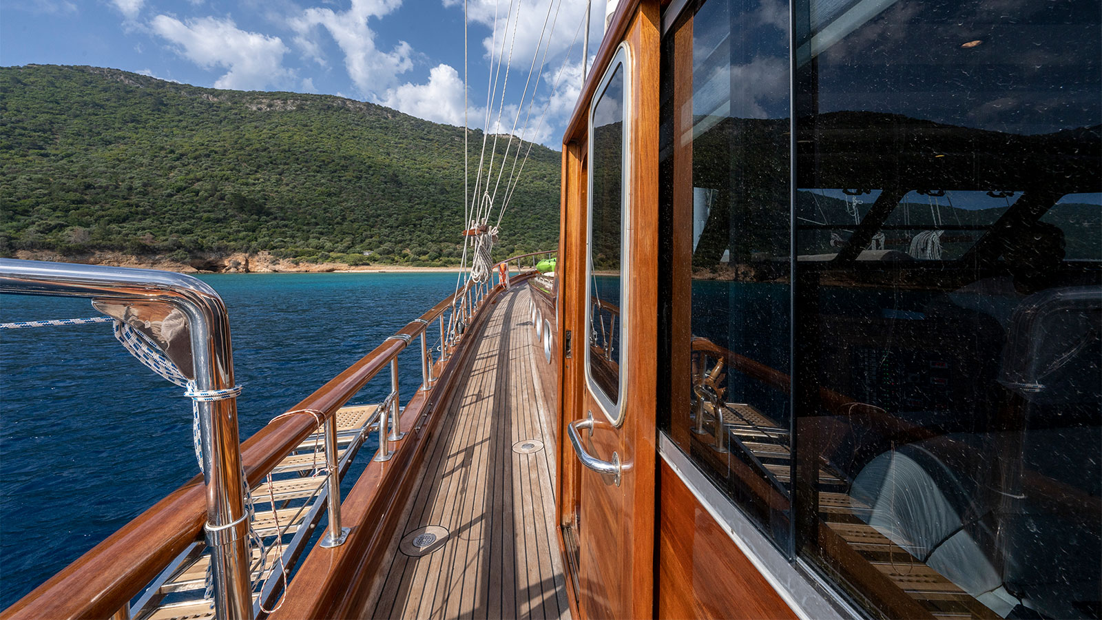2009 Custom Built Lorient for charter (photo 27)