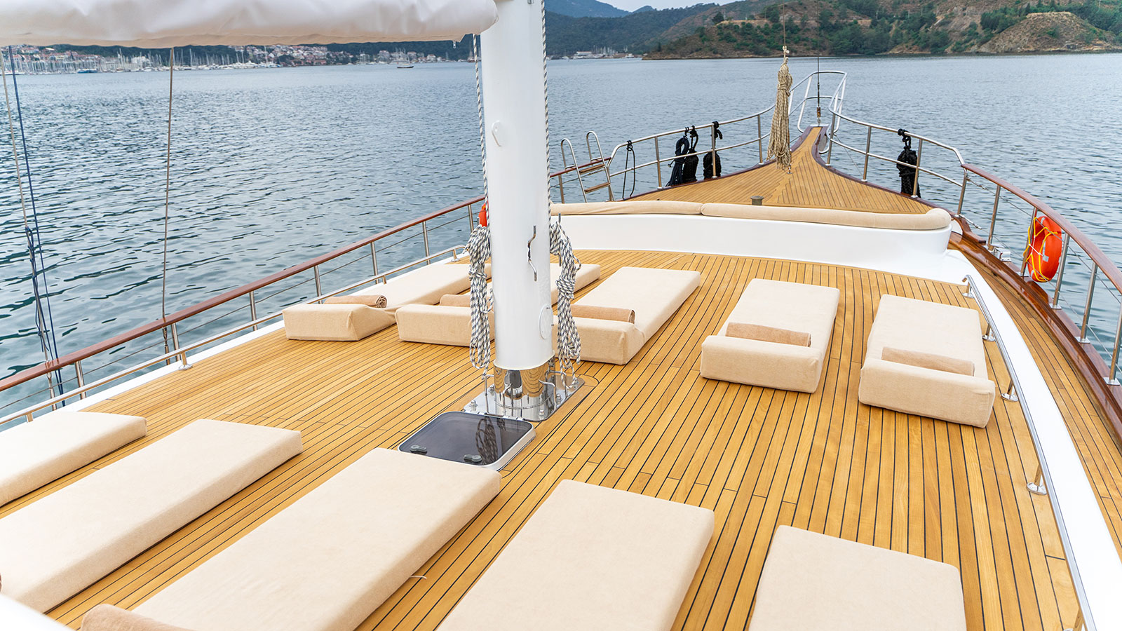 2011 Fethiye Shipyard Happy Days en alquiler (photo 16)