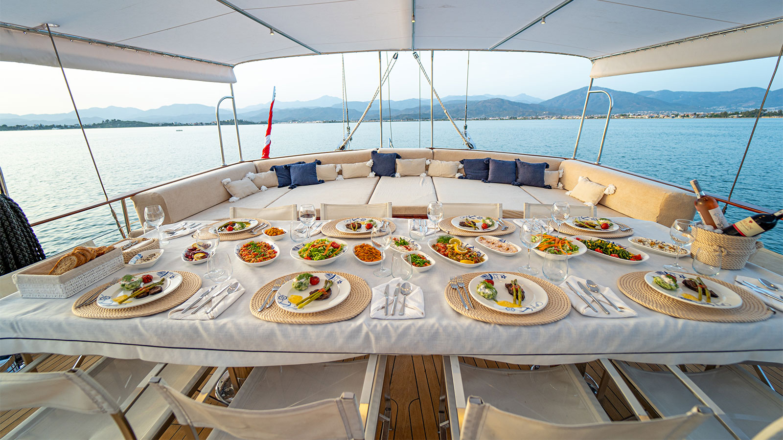 2011 Fethiye Shipyard Happy Days en alquiler (photo 20)