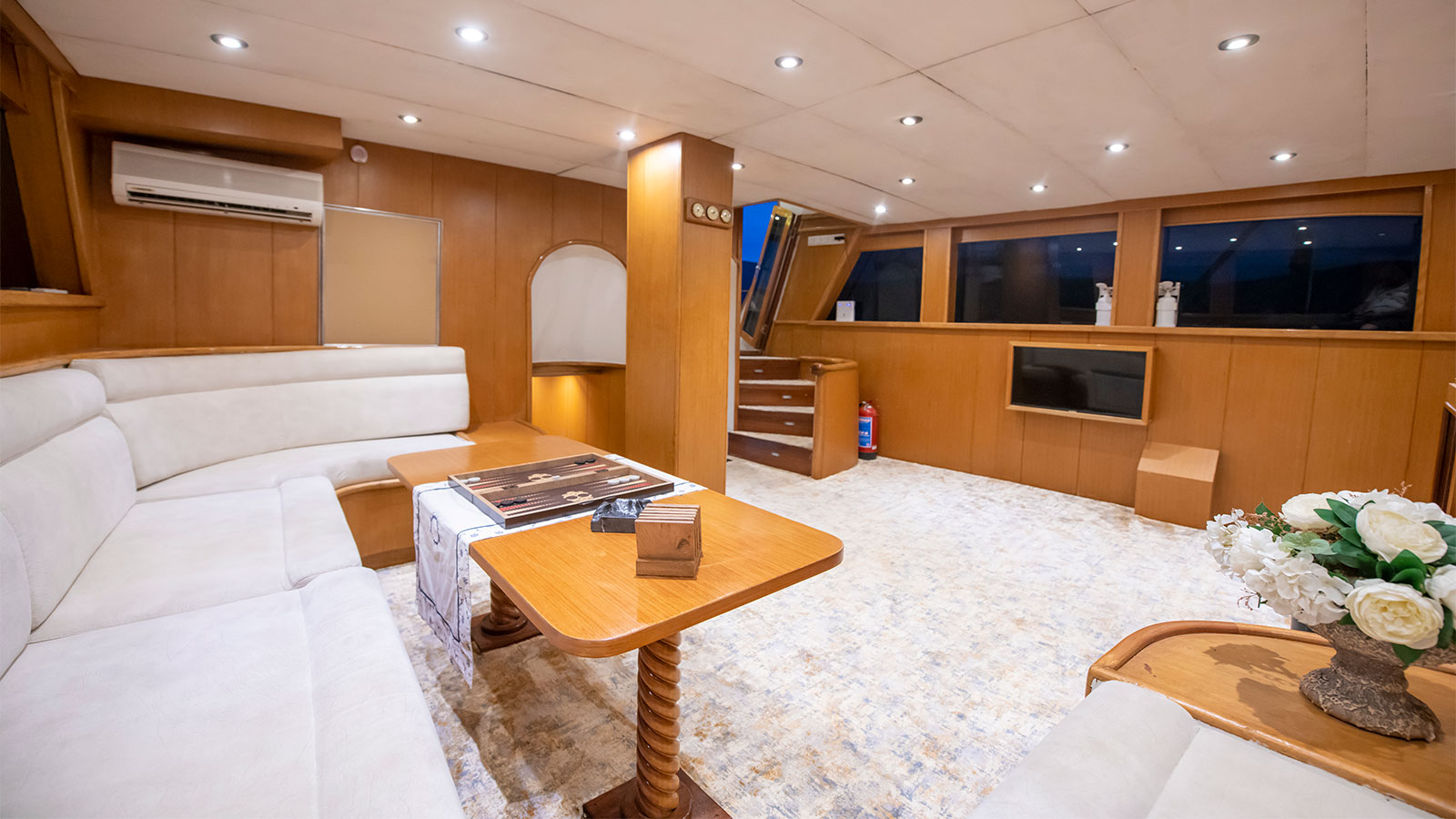 1997 Custom Built Blu Dream for charter (photo 3)