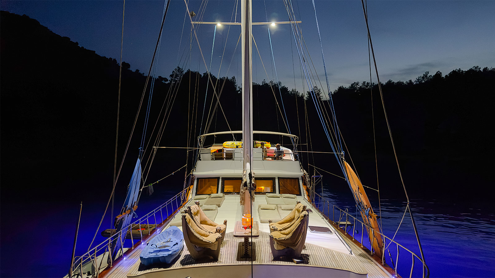 1997 Custom Built Blu Dream for charter (photo 22)