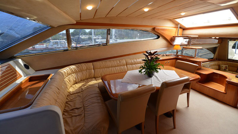2000 Ferretti 68 te huur (photo 5)