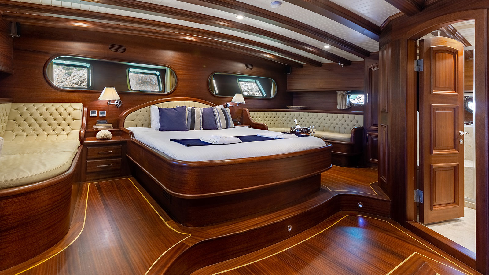 2008 Custom Built Caner IV na czarter (photo 6)