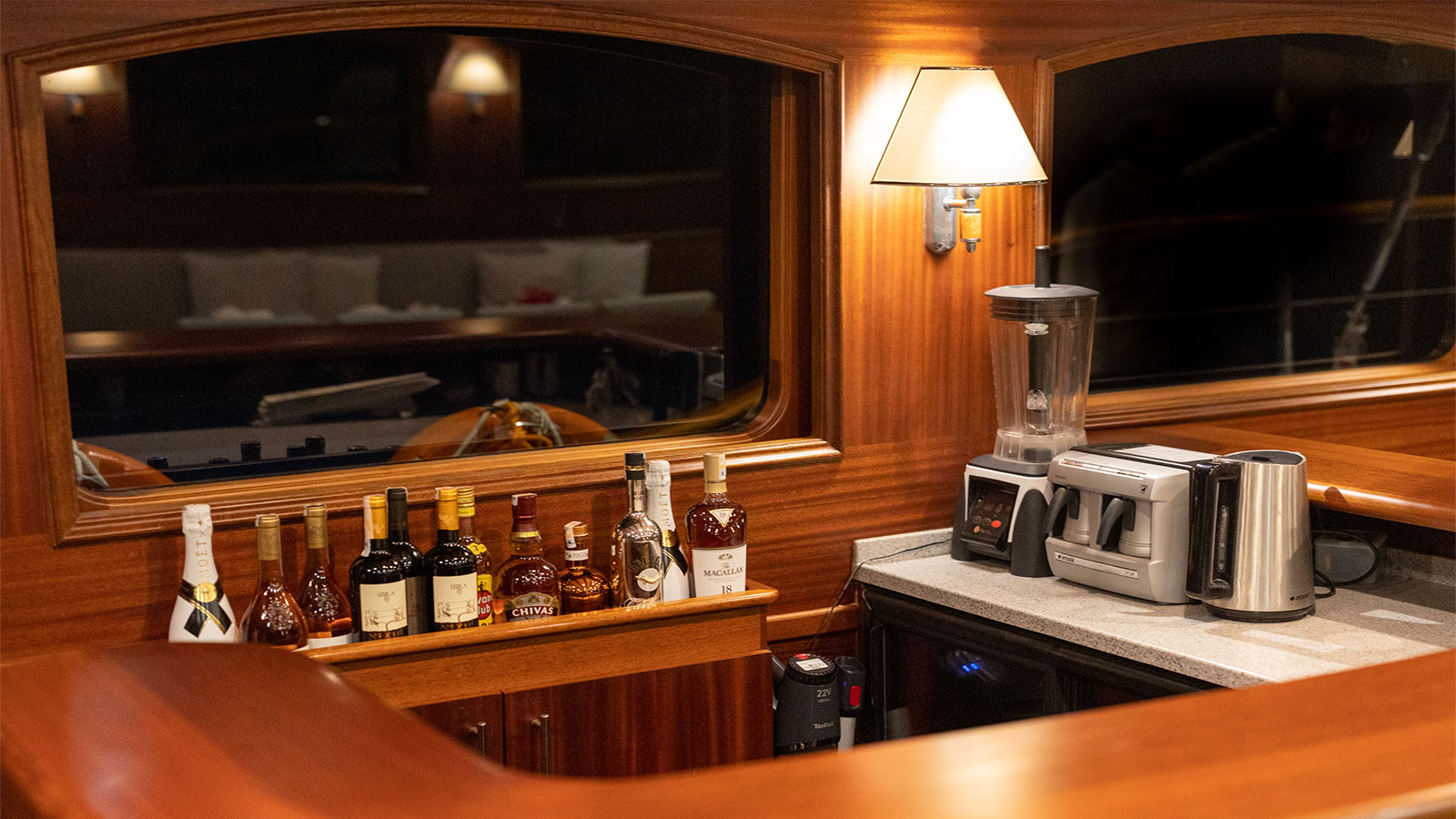 2008 Custom Built Caner IV na czarter (photo 11)